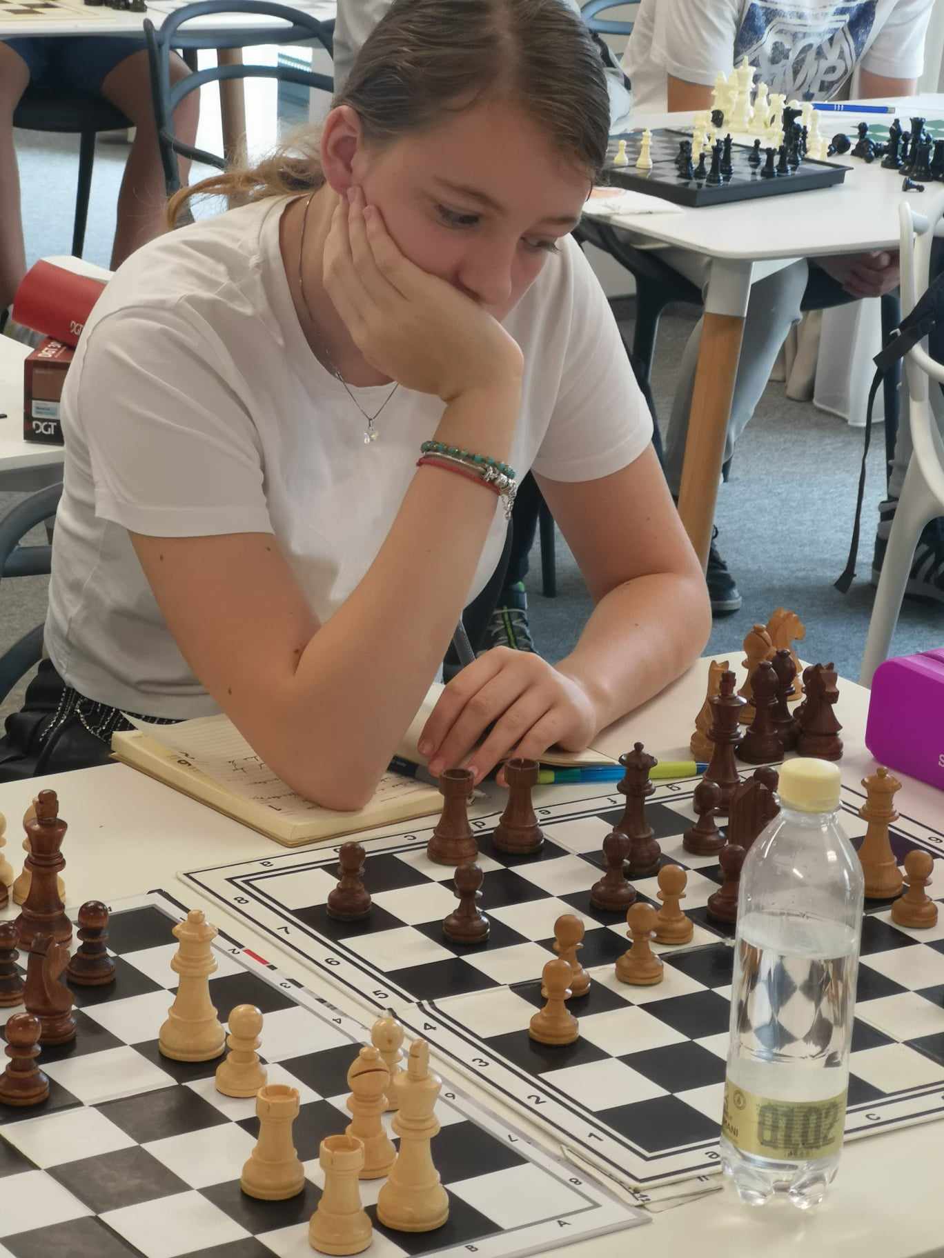 Sara Sunea si Vlady Sofronie participă la Campionatul Mondial de Șah