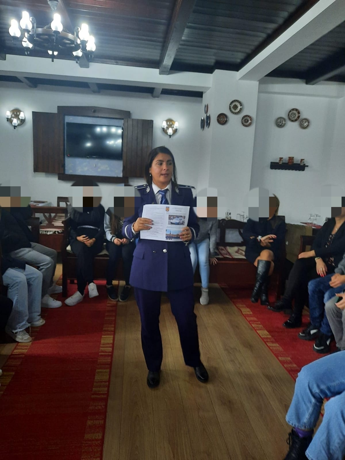 Activități informativ-preventive în cadrul programului „Suntem alături de tine(ri)”