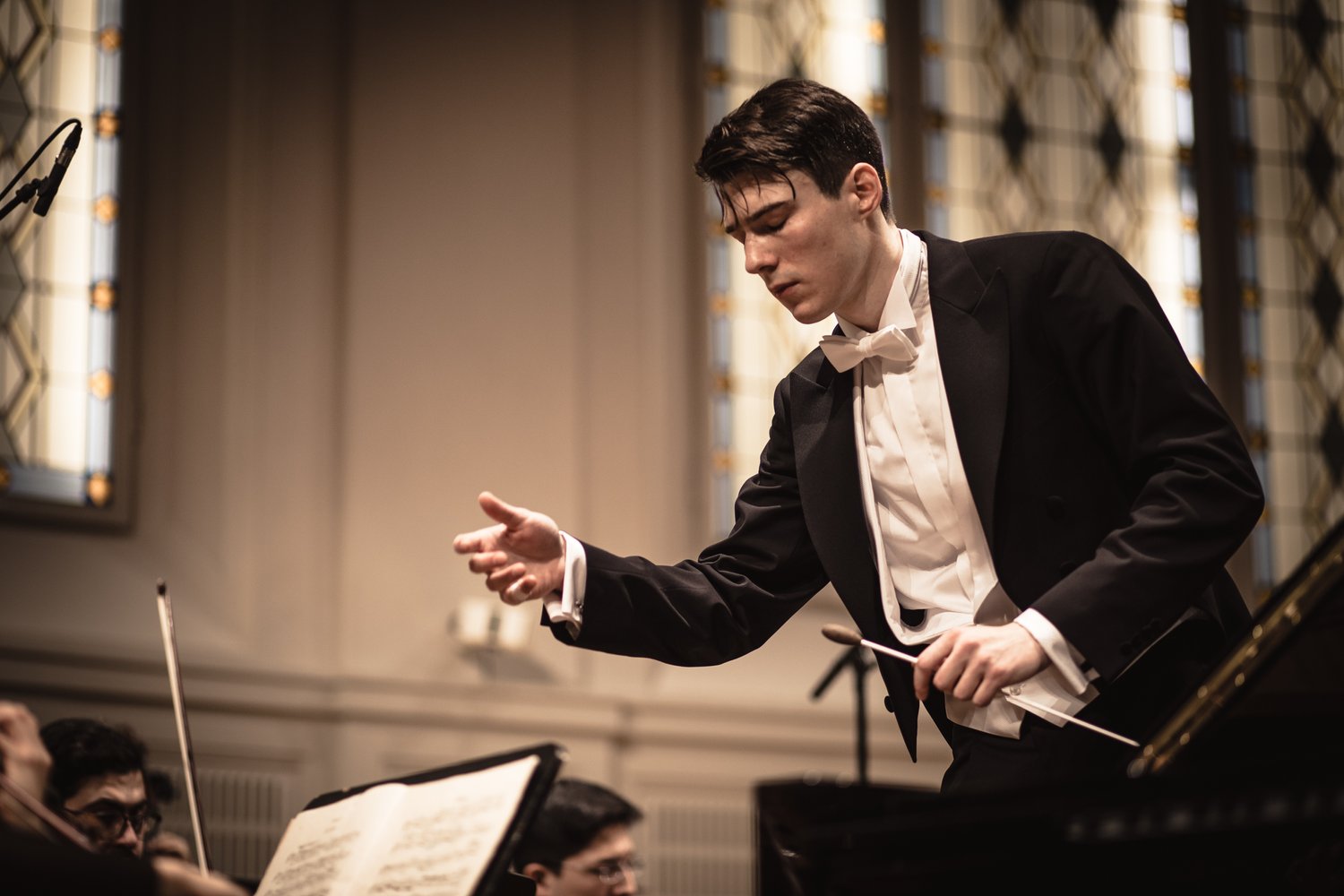 Un violoncel veșnic îndrăgostit revine pe scena Filarmonicii Dinu Lipatti