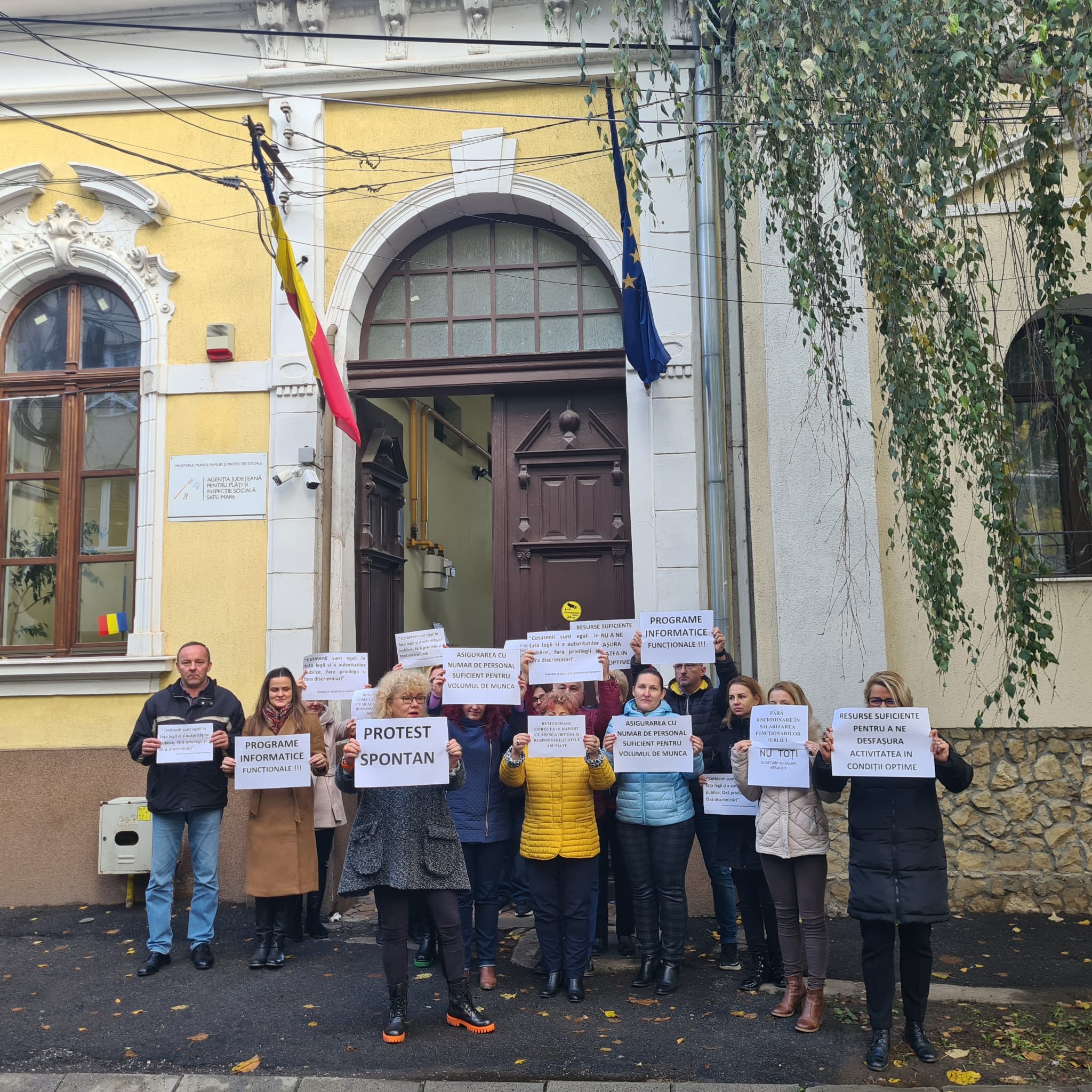 Protest spontan la AJPIS Satu Mare