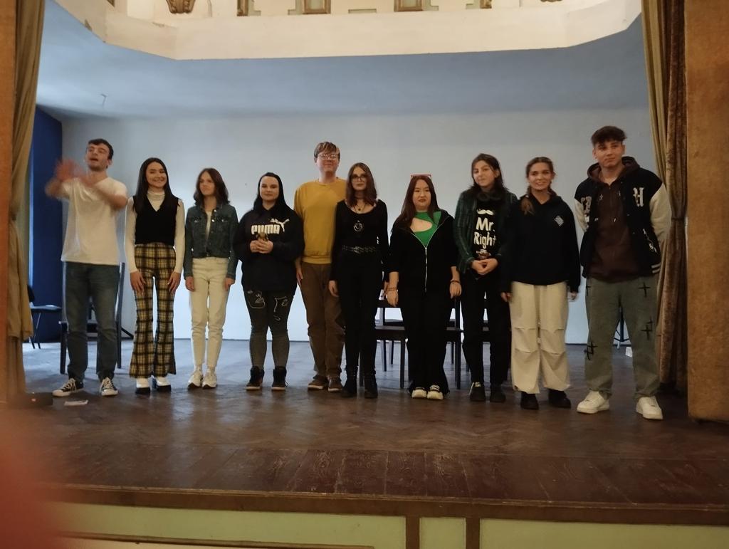 Talent și curaj. Proiectul „Teatru SMArt”