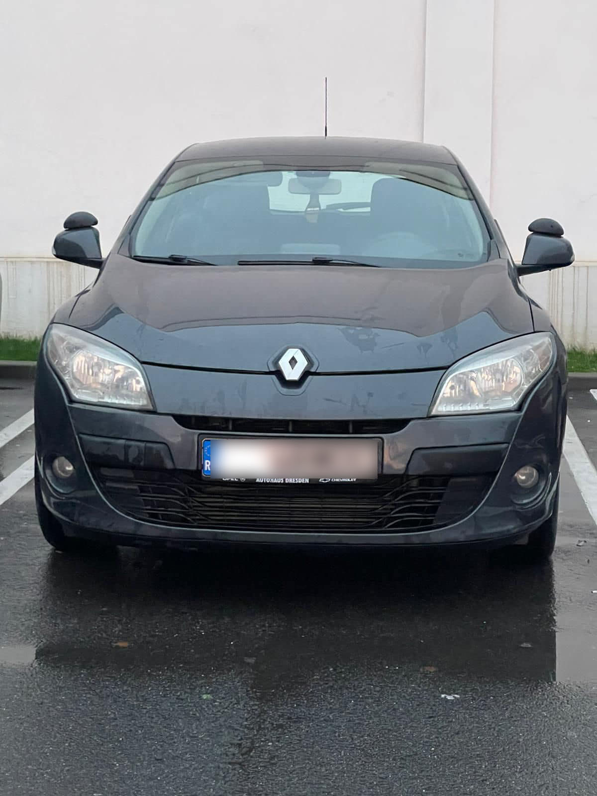 Înjurată ca la ușa cortului