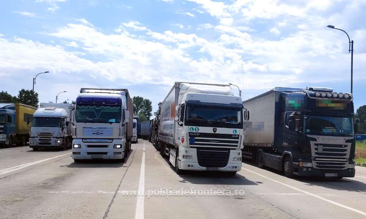 Aproximativ 23 tone de deșeuri din aluminiu, oprite la intrarea în țară