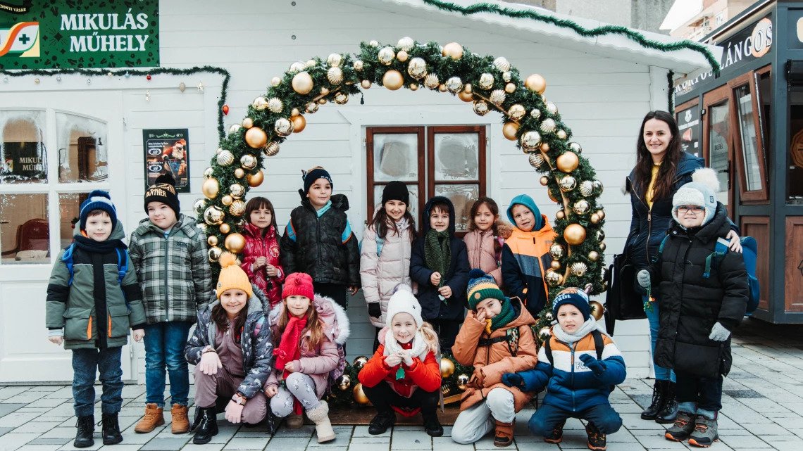 Atelierul Moșului și-a deschis azi porțile la Târgul de Crăciun!