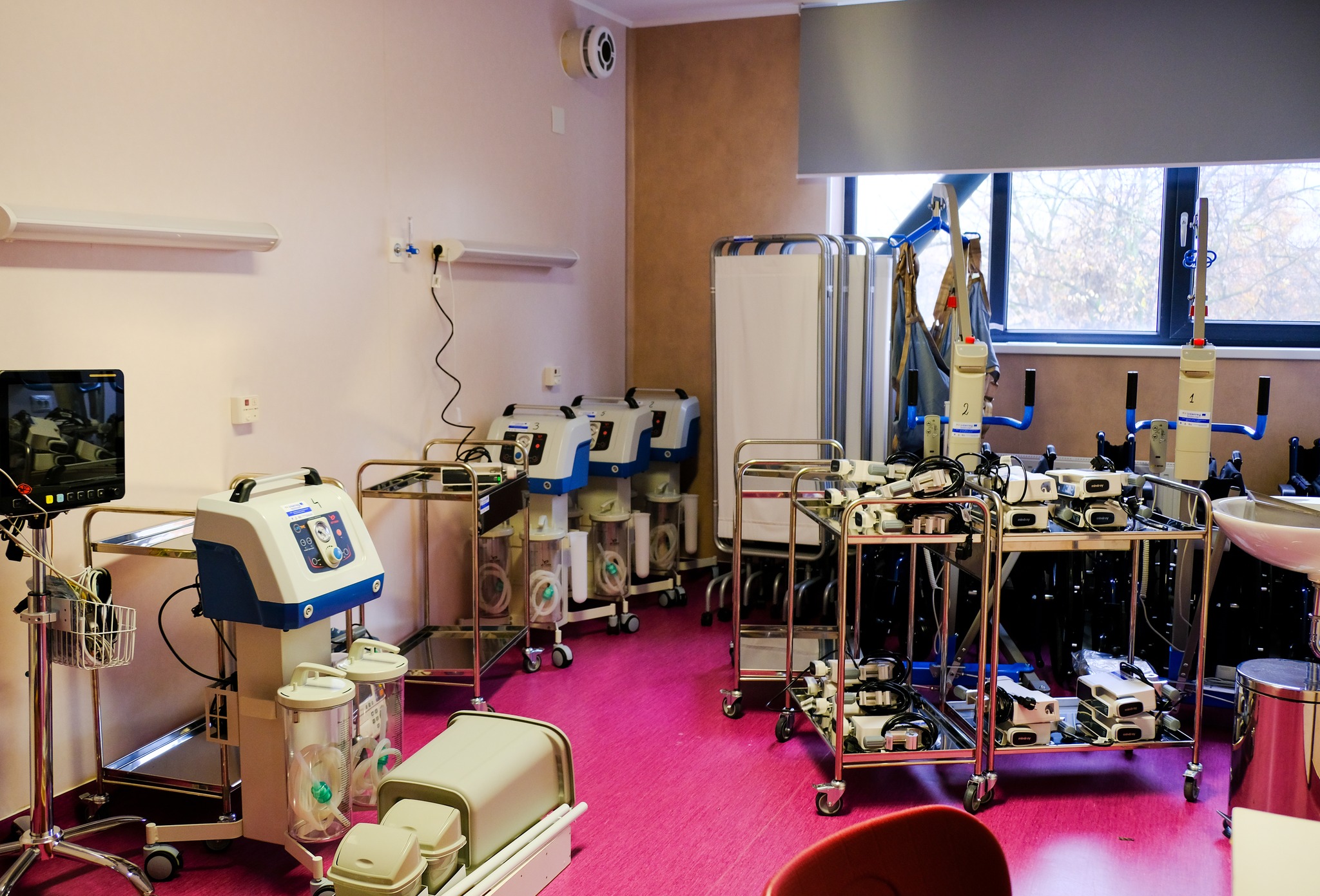 FOTO. PREMIERĂ! Centrul AVC din cadrul Secției de Neurologie a Spitalului Județean Satu Mare a devenit funcționaL