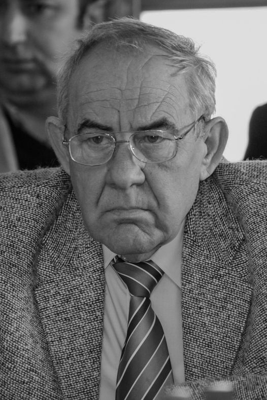 A decedat un fost consilier județean