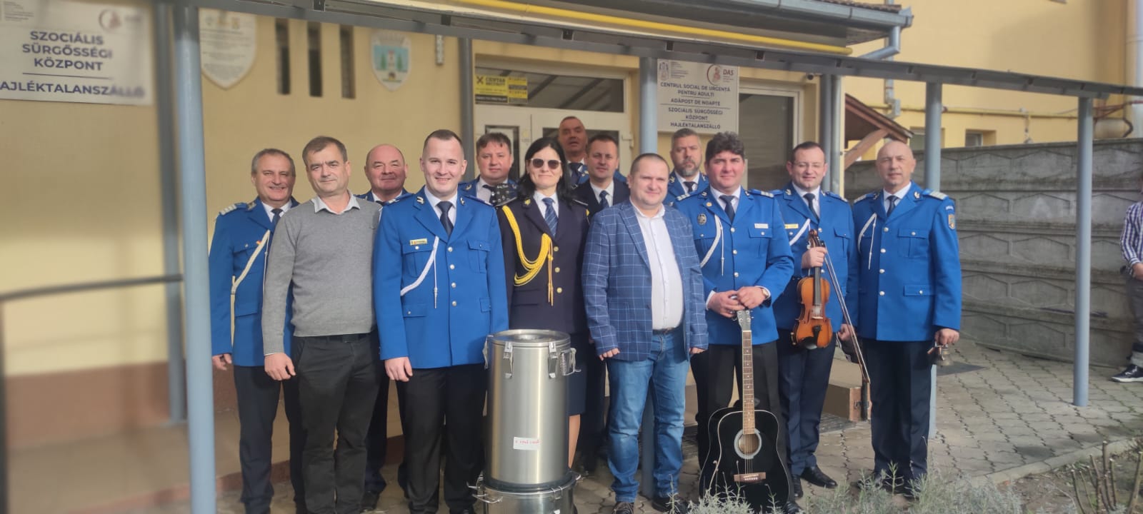 Uniți în fapte bune