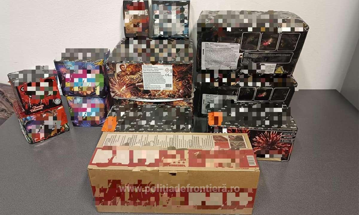 13 cutii de materiale pirotehnice, în valoare de 1.300 de lei, descoperite în PTF Urziceni