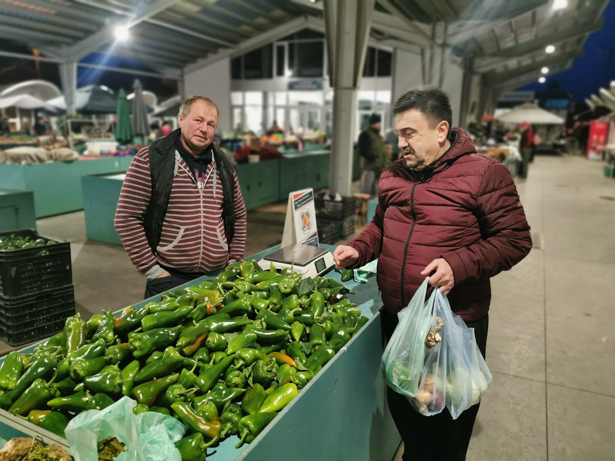 FOTO. Prefectul Radu Roca recomandă produsele sătmărene