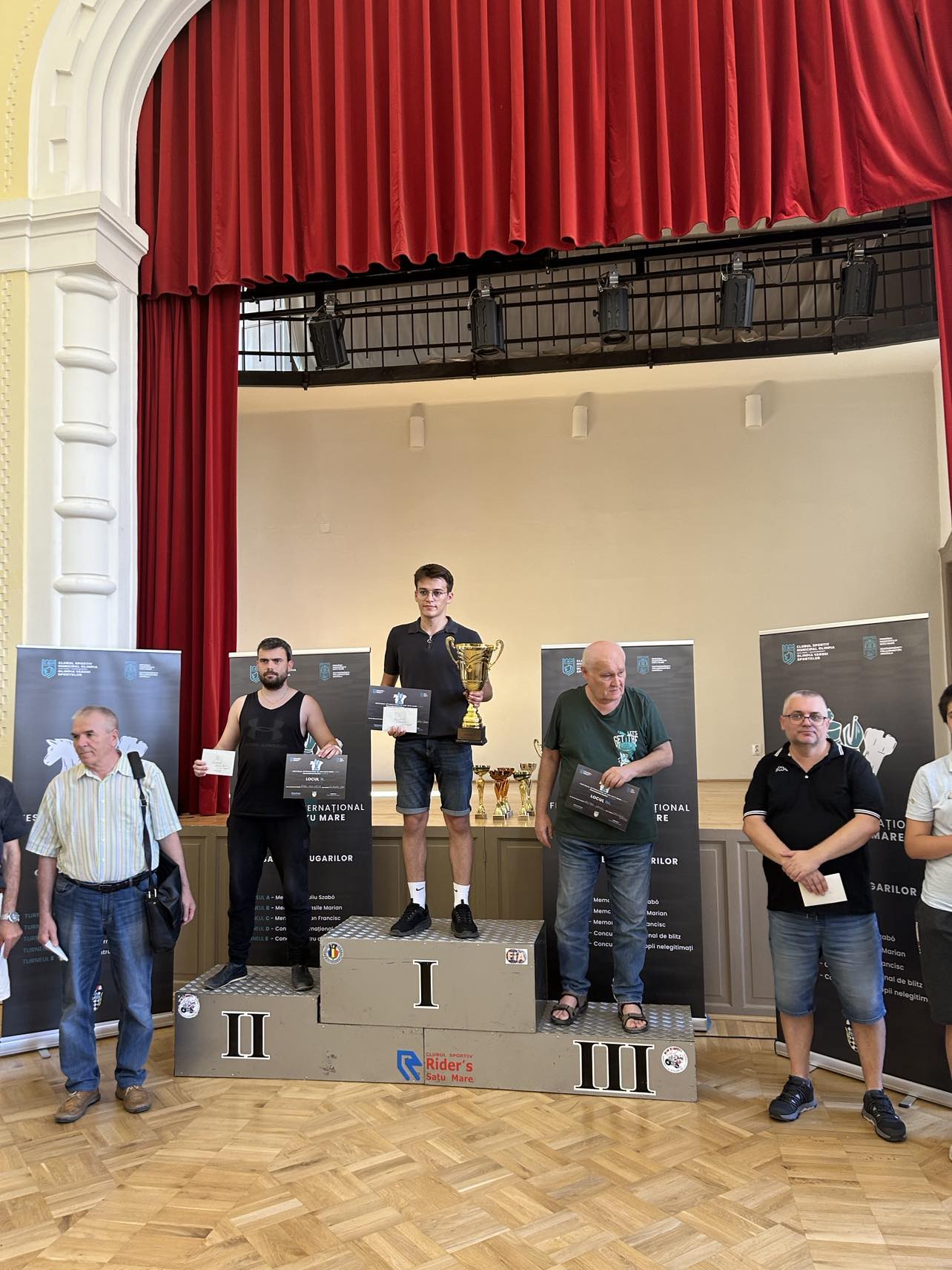 Performanță Evoluții foarte reușite pentru șahiștii LPS Satu Mare