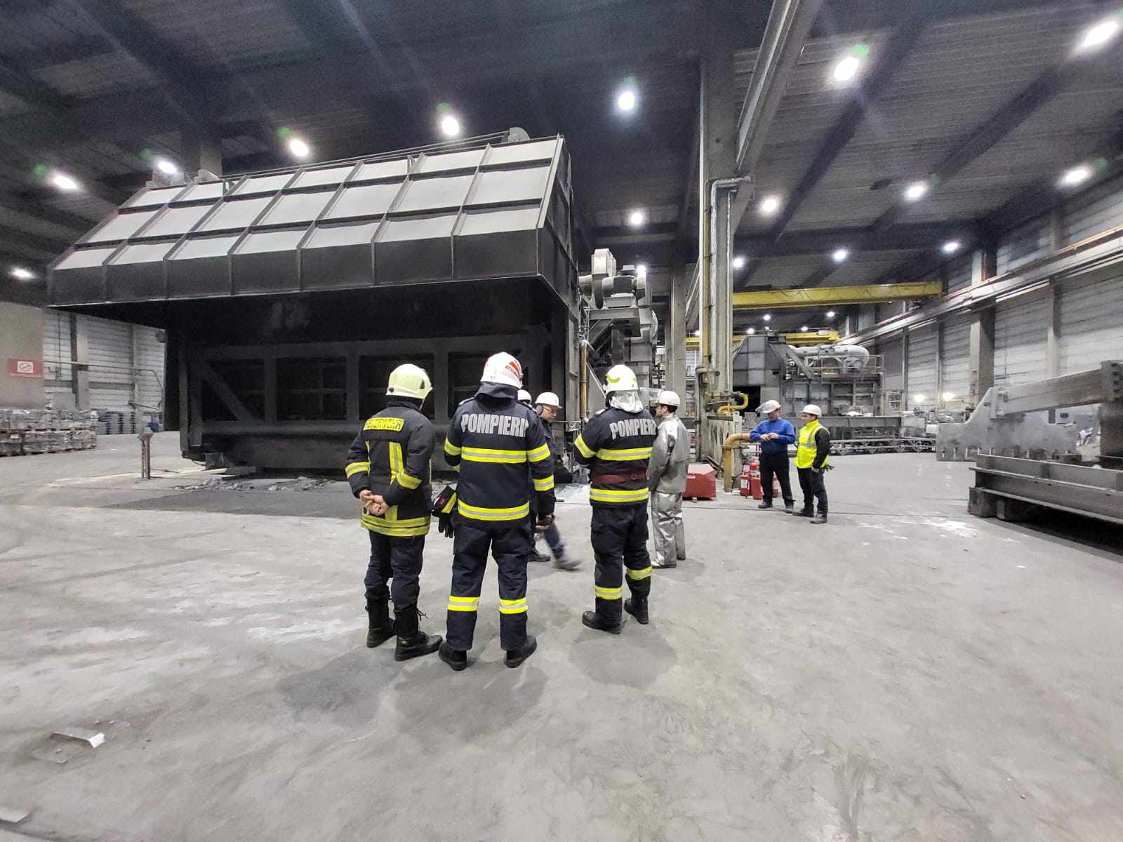 Situație de urgență la o fabrică din Medieșul Aurit