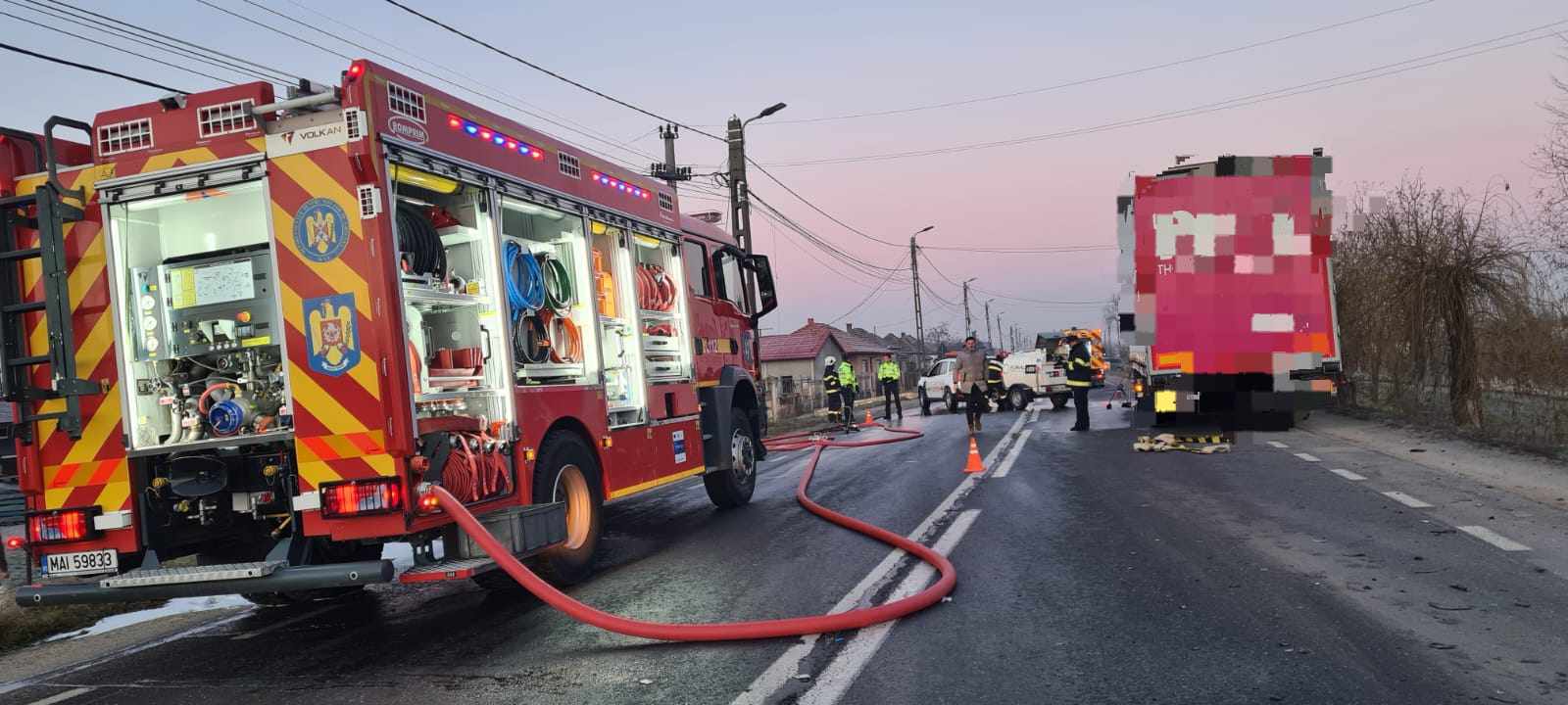 FOTOGALERIE. La un pas de CATASTROFĂ foarte aproape de vamă