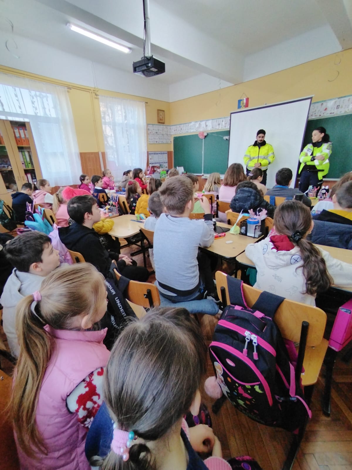 Ziua Internațională pentru Nonviolență în Școală, marcată de polițiștii sătmăreni