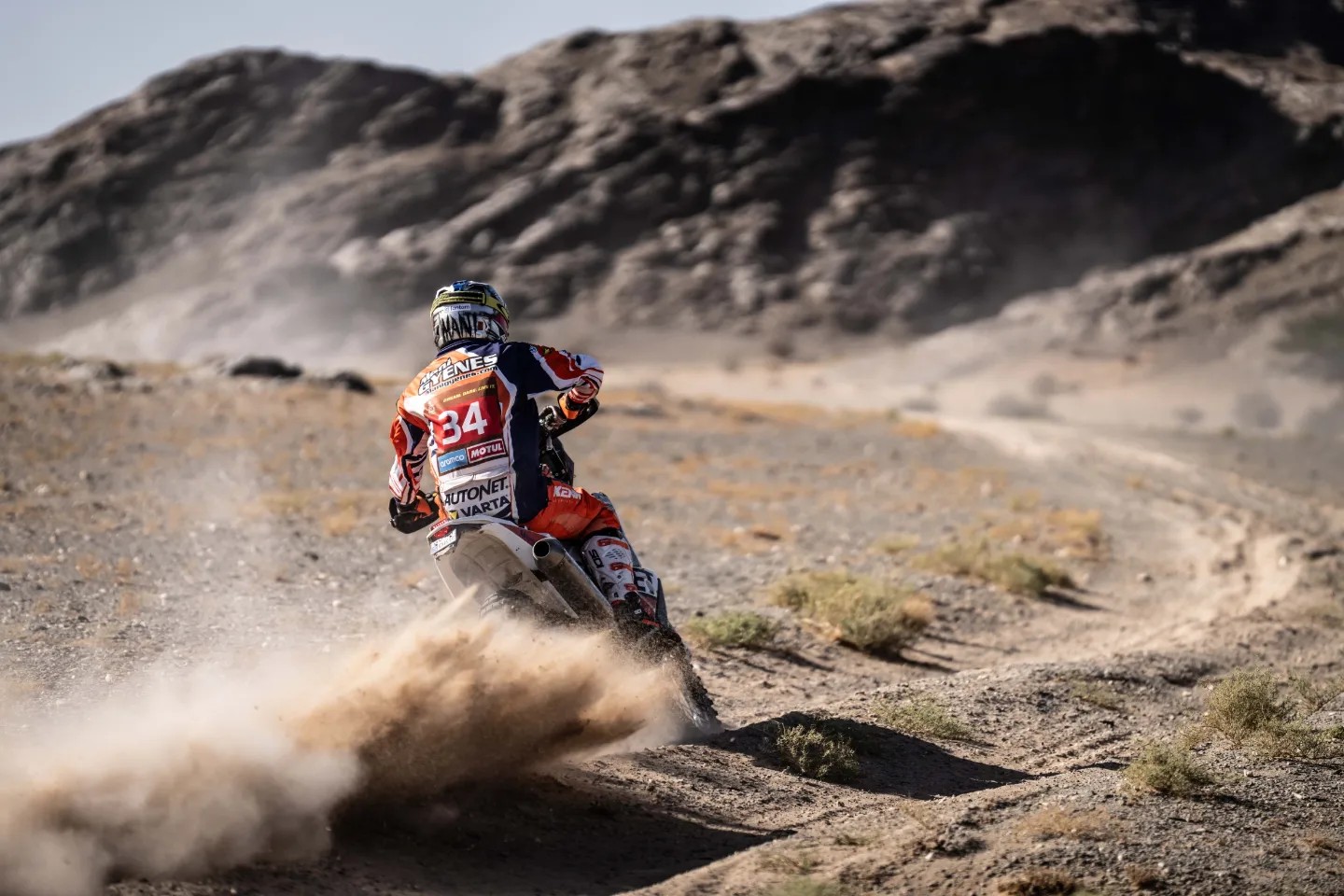 Kevin Benavides a câştigat etapa a 8-a! Emanuel Gyenes și-a consolidat locul 2 la secțiunea Malle Moto