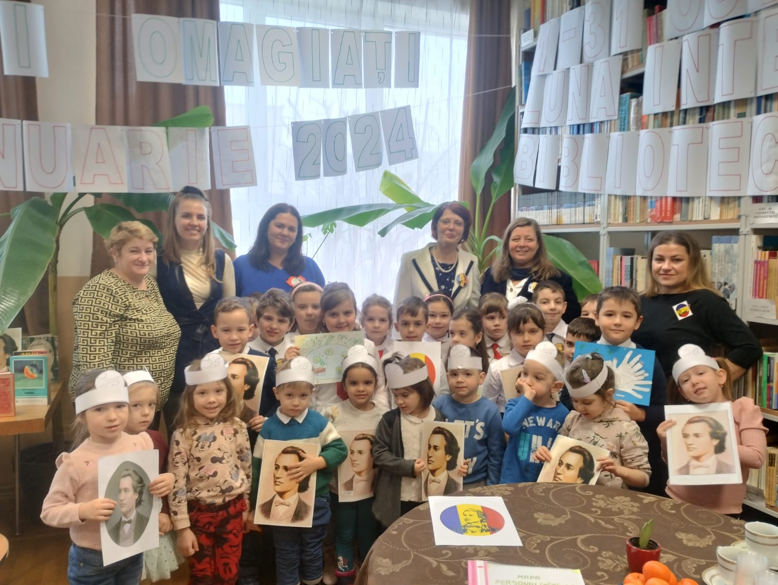 Elevii Școlii Gimnaziale „Avram Iancu” au marcat împliniriea a 174 de ani de la nașterea marelui poet, Mihai Eminescu