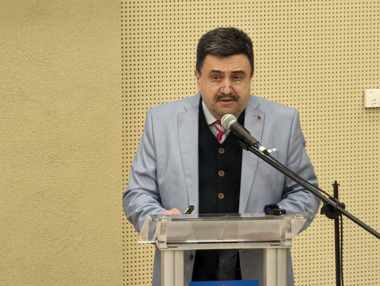 DROGURI. Întâlnire la Instituția Prefectului