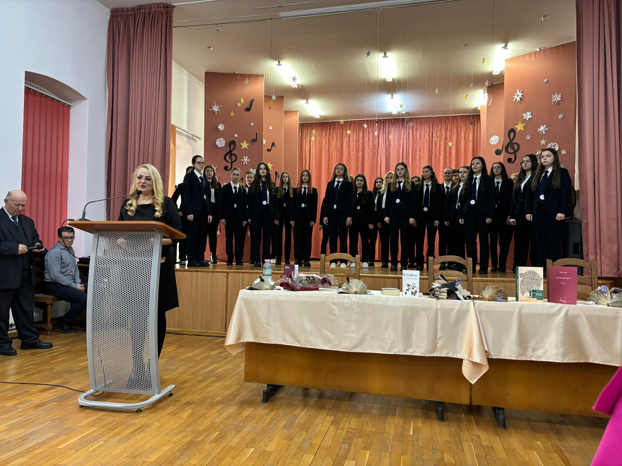 Colegiul Național „Ioan Slavici” și-au luat rămas bun de la poetul Mihai Eminescu, până anul viitor, printr-un eveniment exceptional