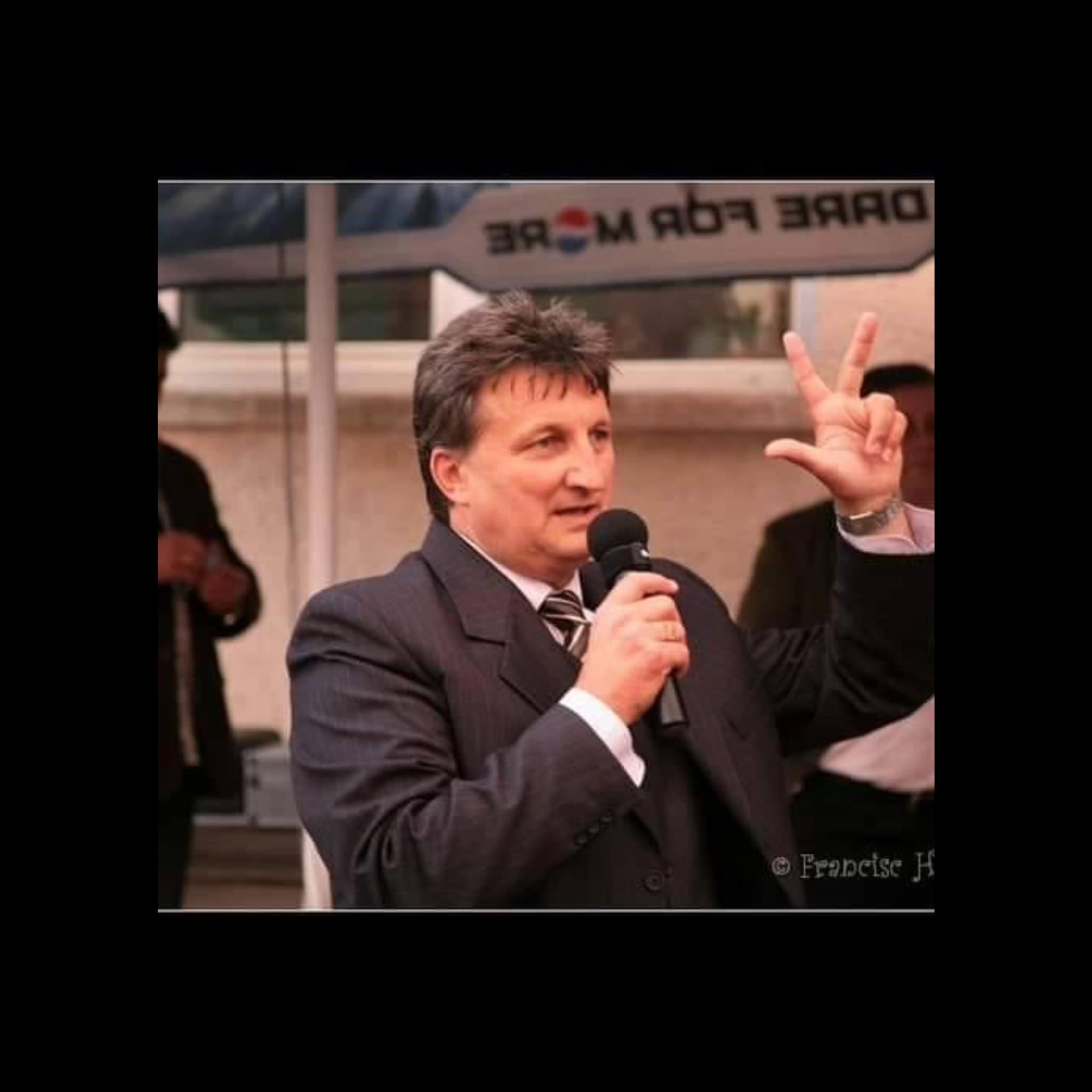 DOLIU ÎN ÎNVĂȚĂMÂNTUL SĂTMĂREAN. Încă un mare dascăl a plecat dintre noi