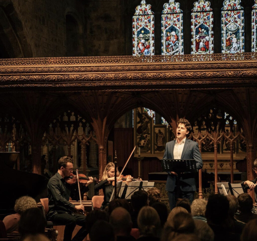 „Simfonia nr. 4” în sol major a lui Mahler în viziunea „Academiei de muzică Robert Schumann” din Düsseldorf