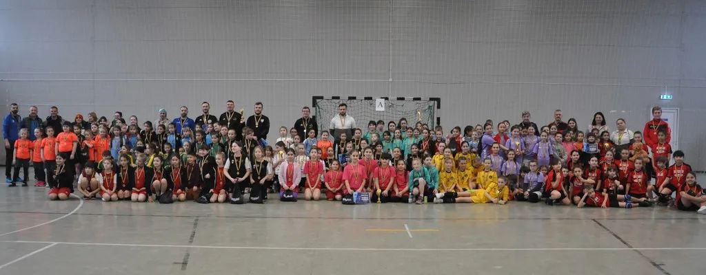 18 echipe au participat la turneul de handbal organizat de Asociația Club Sportiv Mircea Dohan, la Carei