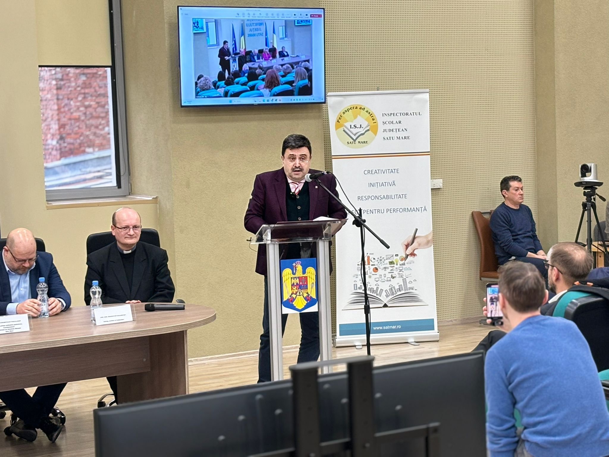 Simpozion național de educație „Societatea românească, produs al unui sistem național de învățământ perfectibil”