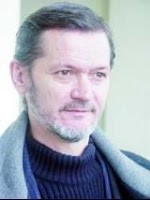 O clipă de aducere aminte!