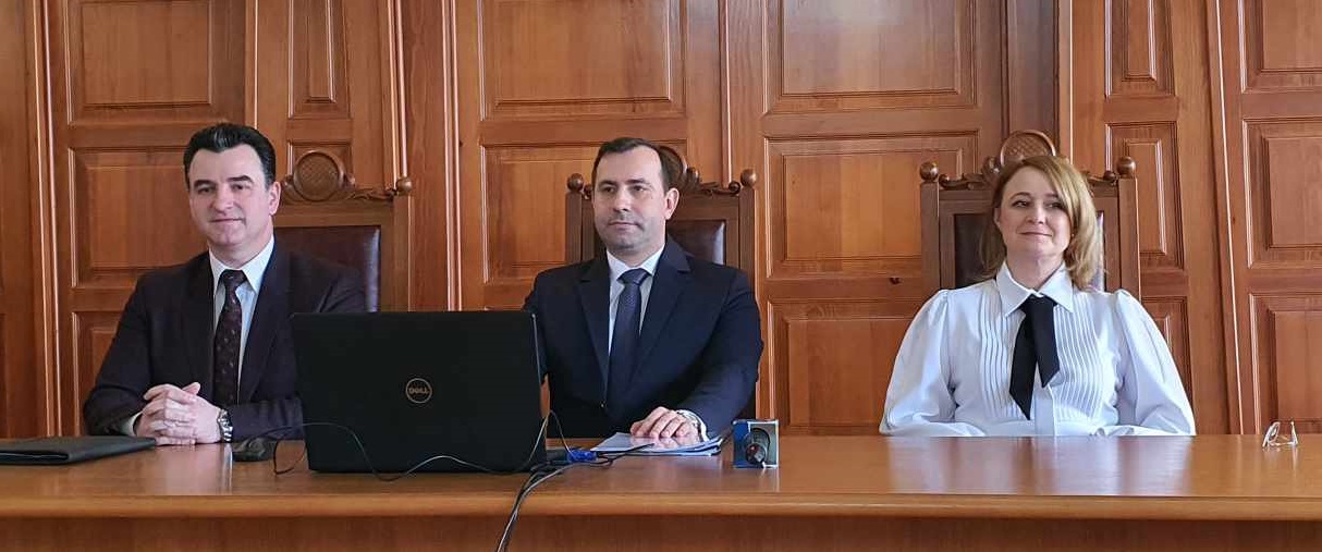 BILANȚ. Magistrații sătmăreni, sufocați de dosare