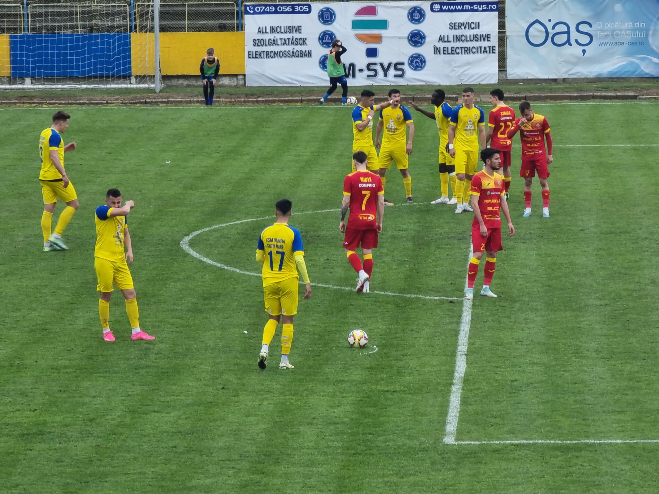 O nouă remiză în fața liderului