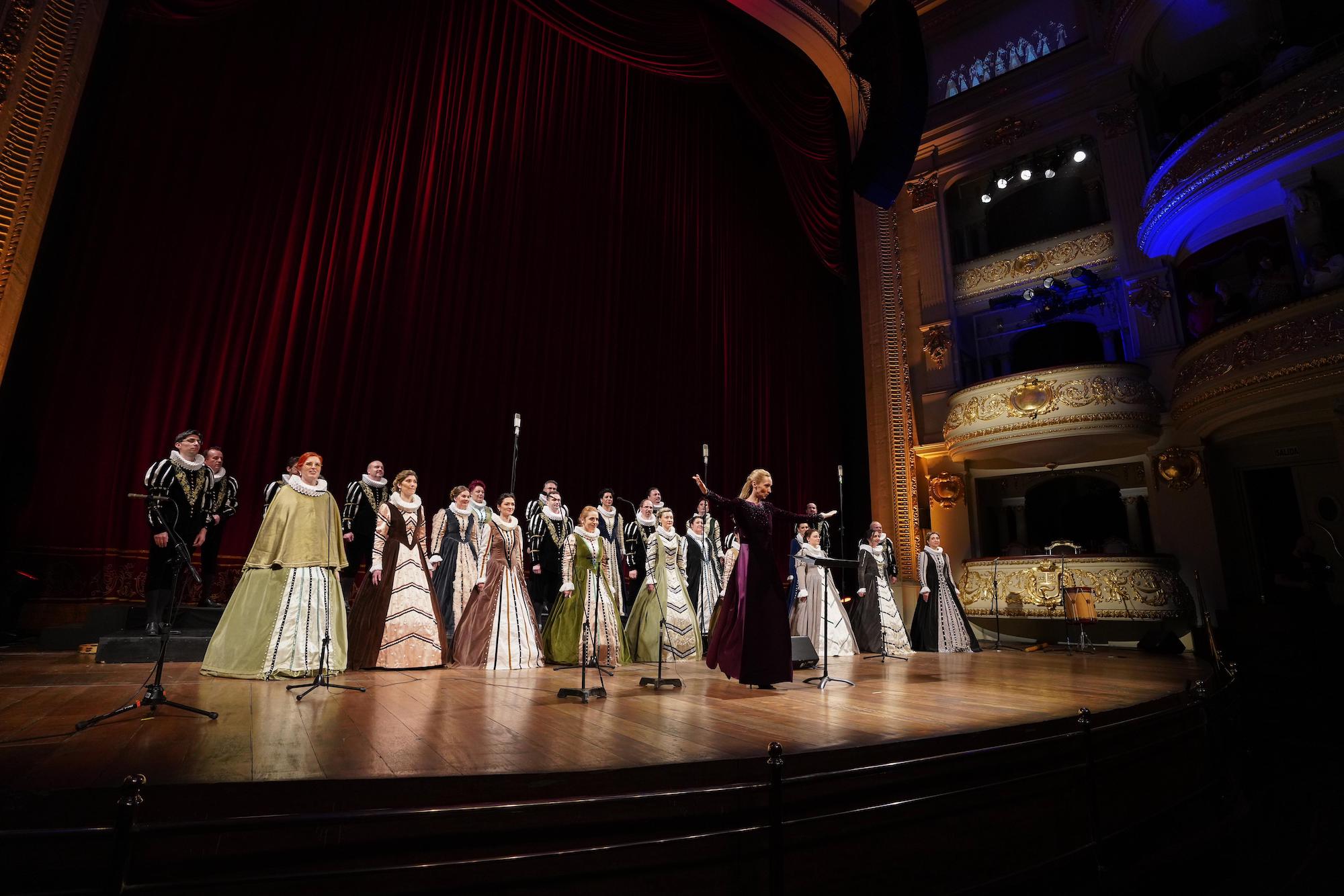 Corul Madrigal a susținut un turneu impresionant în Perú