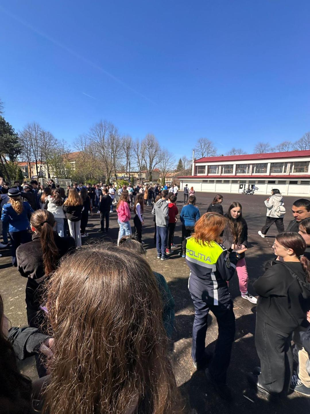 Activități ale polițiștilor sătmăreni, premergătoare Zilei Poliției Române