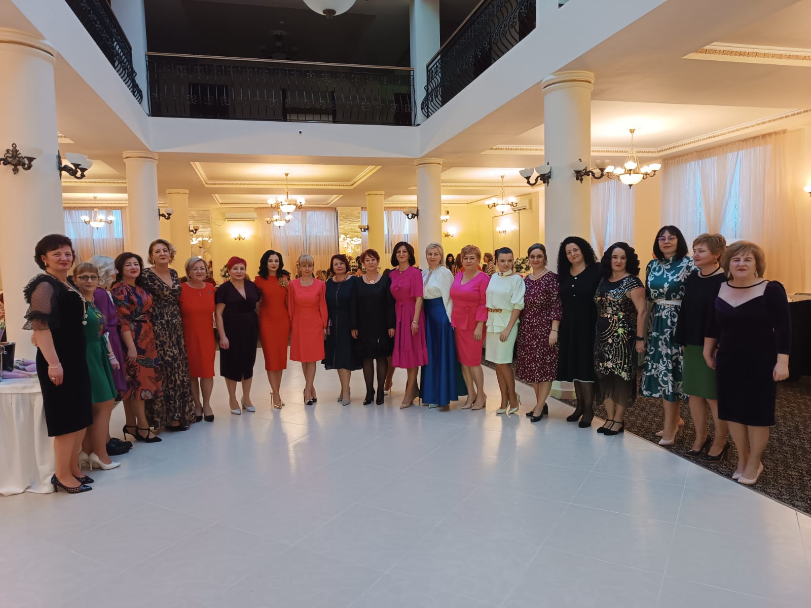 8 Martie. Educatoarele din județ au sărbătorit Ziua Femeii