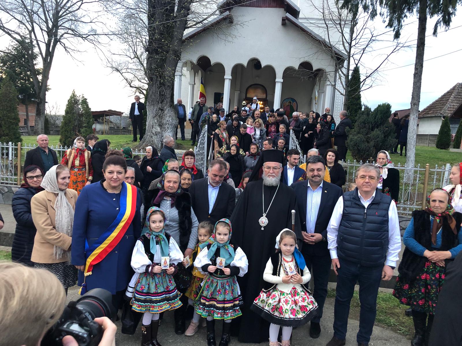 Eveniment. ÎPS Iustin, Episcopul Maramureșului și Sătmarului în mijlocul credincioșilor din Bocicău