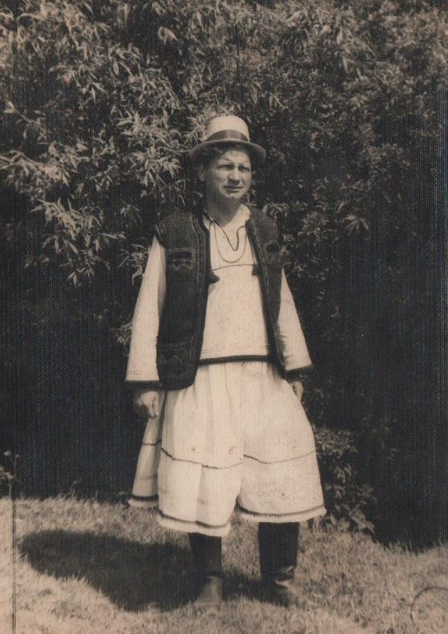 Dascălul Ioan Mișca își lansează o nouă carte  exact în ziua când împlinește 90 de ani