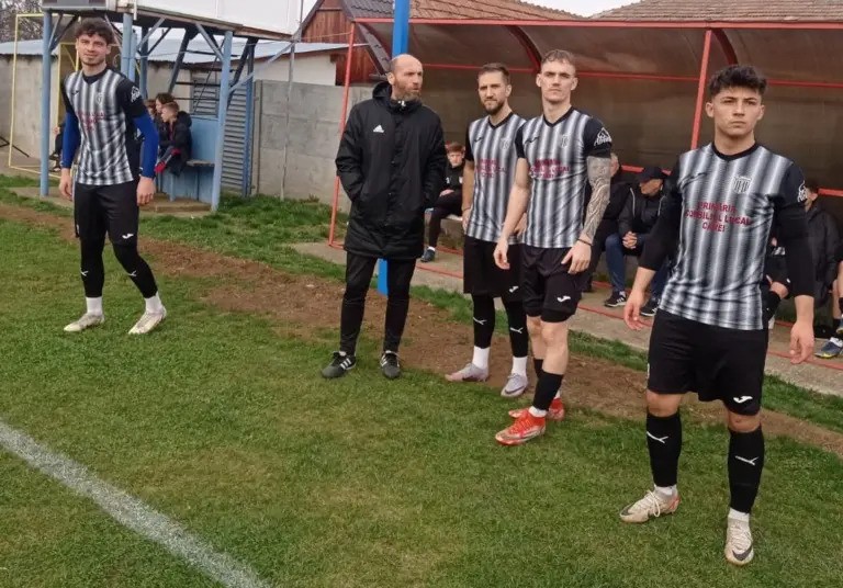 Liga a 3-a. Victoria Carei se impune la Tășnad în ultimul amical al iernii