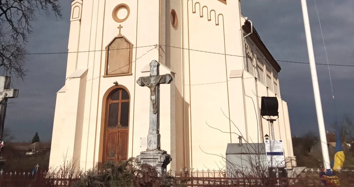Biserica Ortodoxă Moftinu Mic, reabilitată. Familia primarului Gheorghe David a contribuit decisiv