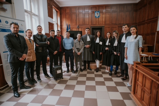 Studenții UVVG. Magistrați pentru o zi în sala de judecată a Palatului Justiției din Arad