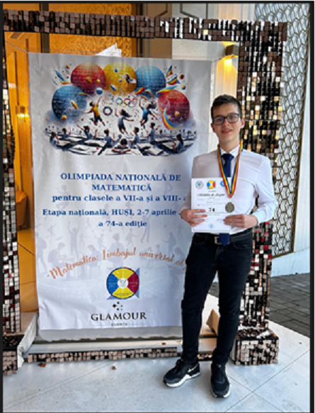 EMINENȚĂ. Elevul de aur al Sătmarului, Luca Mureșan, s-a calificat pentru Lotul Național de Matematică a României