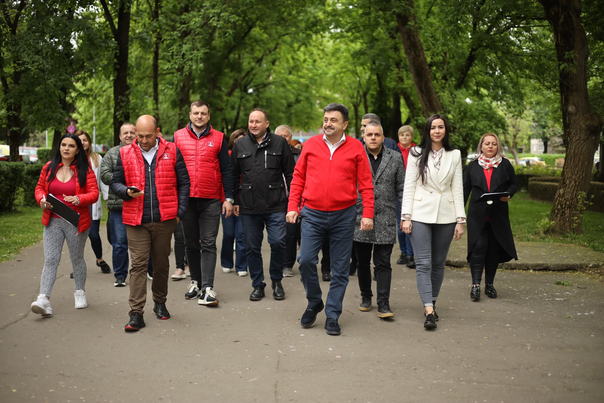 Radu Roca s-a întâlnit cu cetățenii din Micro 15 pentru a le afla nemulțumirile