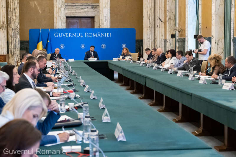 Reuniune de lucru cu tema ”Sănătatea sistemului medical, la intersecția proiectelor strategice ale României, în perioada 2024-2025”, în contextul marcării Zilei Mondiale a Sănătății