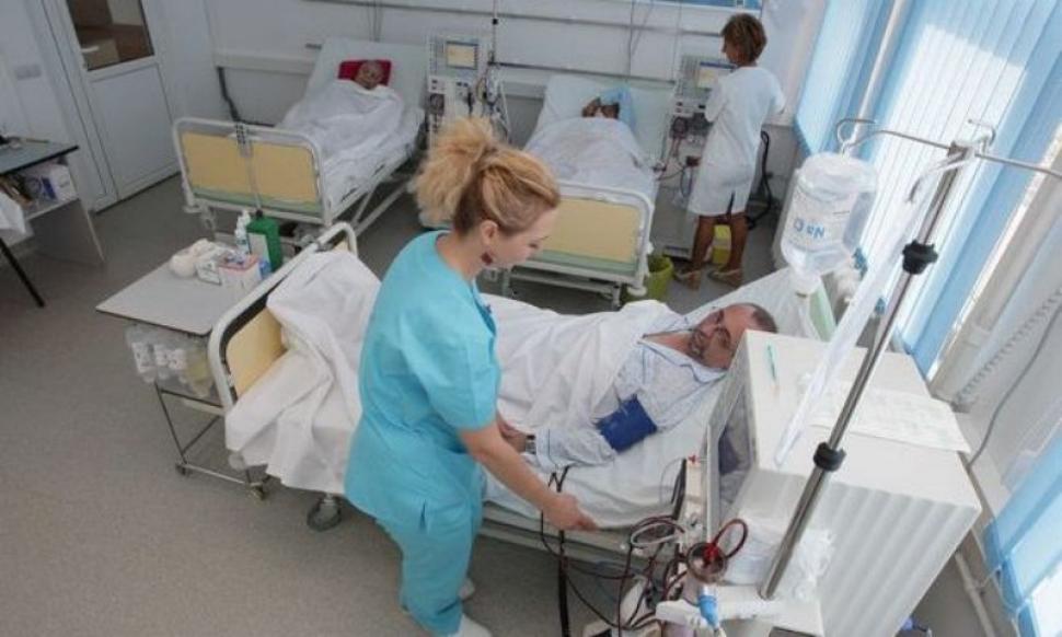 O familie întreagă din Țara Oașului a ajuns la spital. Doi adulți și trei copii