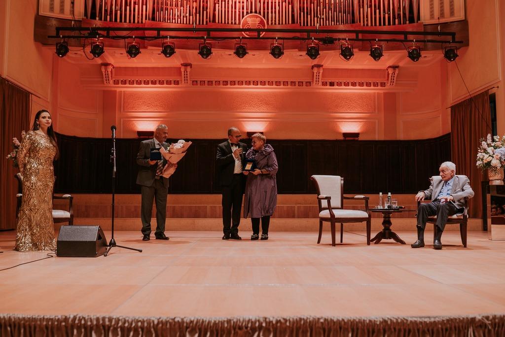 O nouă ediție a  „Dialogurilor universitare by UVVG”: „Între simțuri și simțire” cu prof. univ. dr. Dorin Sarafoleanu