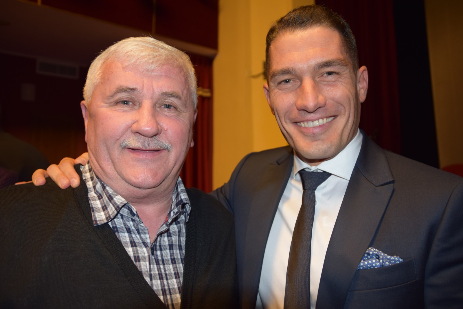 Istvan Kovacs va arbitra FINALA Europa League!