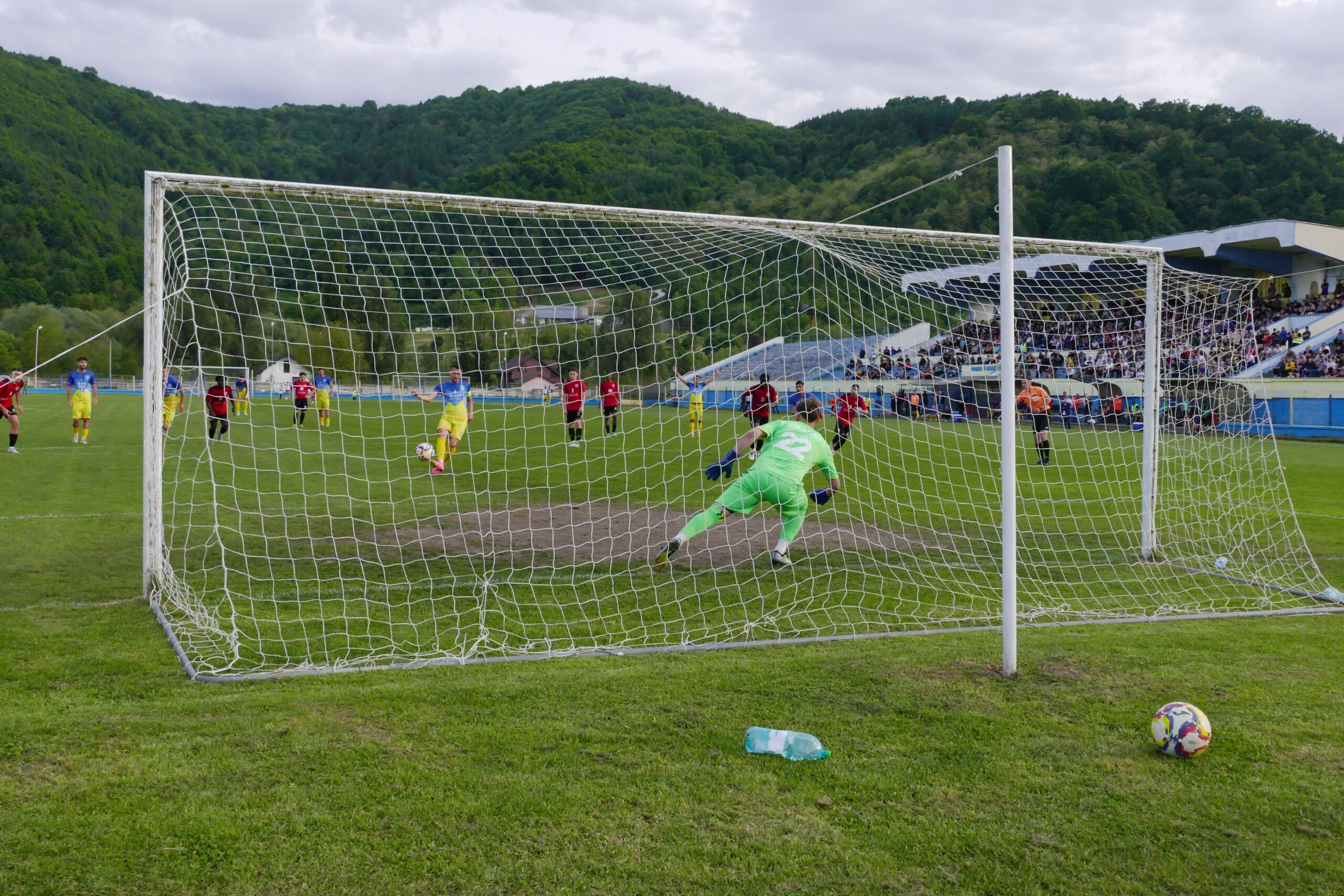 Punct prețios după un joc bun al galben-albaștrilor