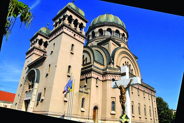 Catedrala greco-catolică “Sfinții Arhangheli Mihail și Gavril” din Satu Mare: Un monument al spiritualității și istoriei