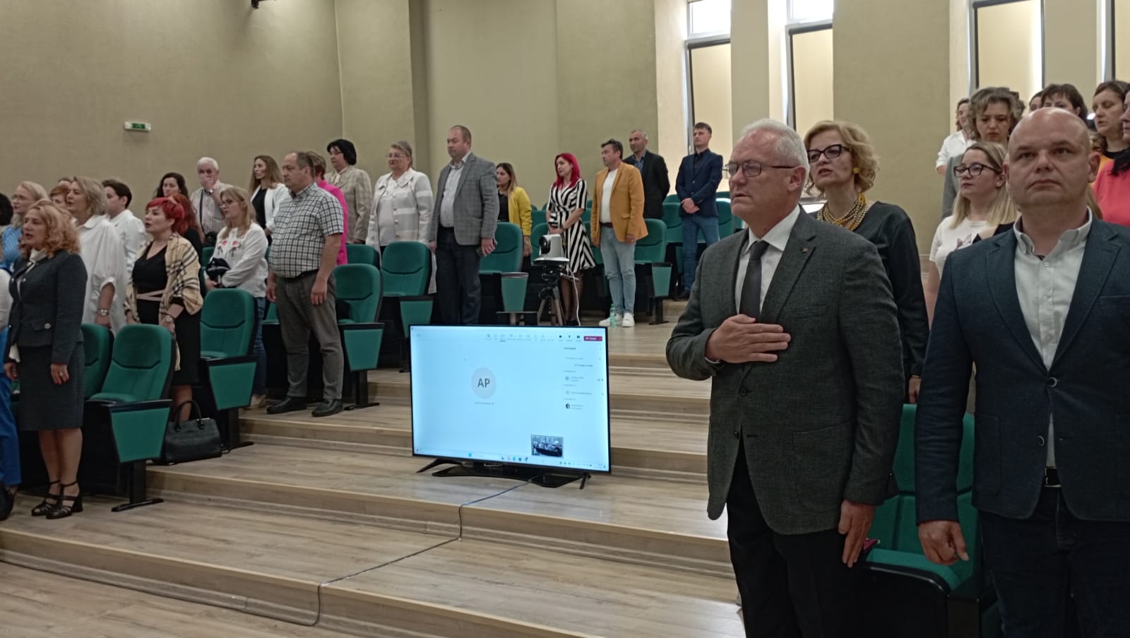 Conferința Internațională ” Inovație și stare de bine în învățământ” la Instituția Prefectului