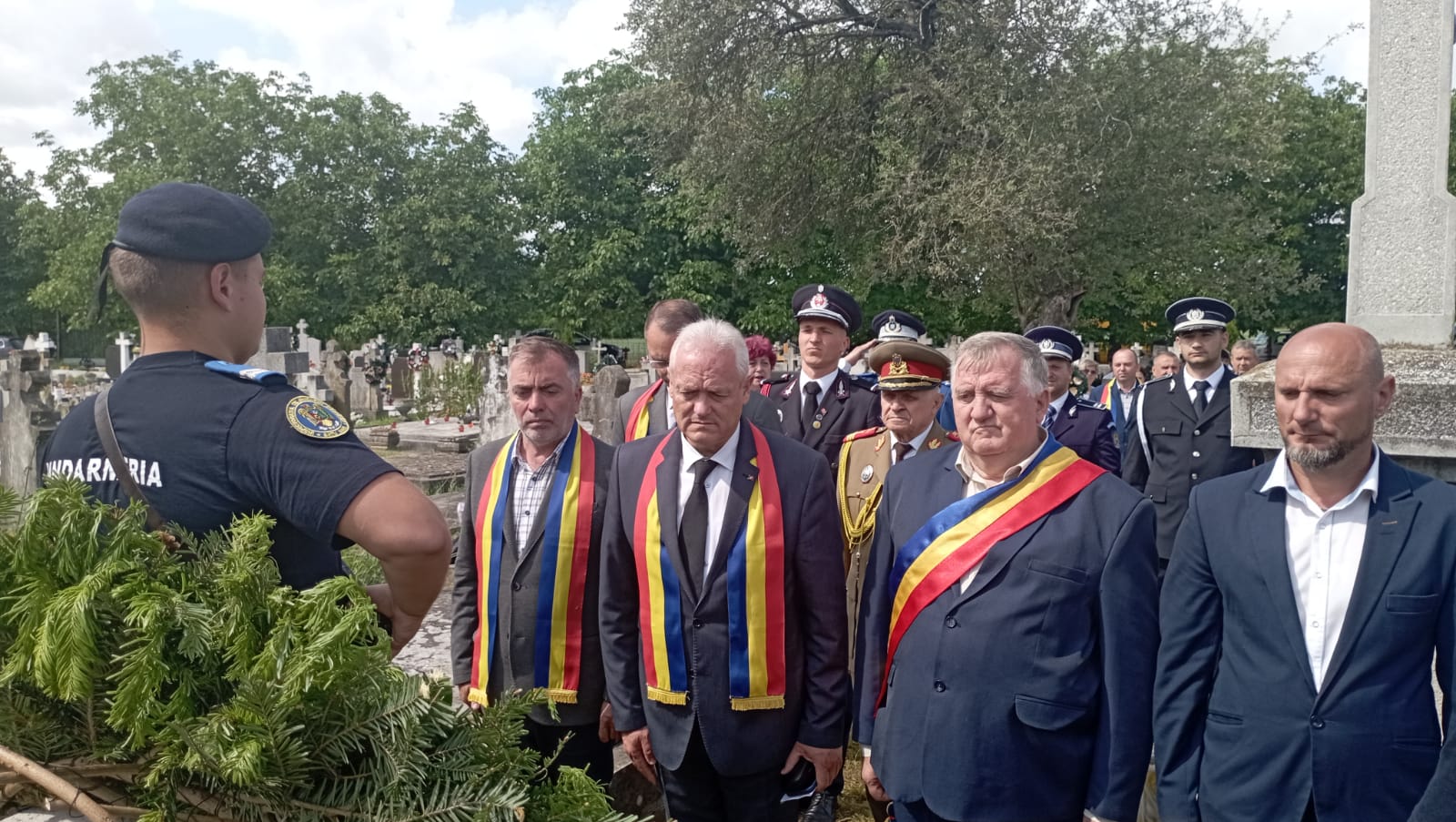 Comemorarea eroilor neamului la Beltiug și Șandra