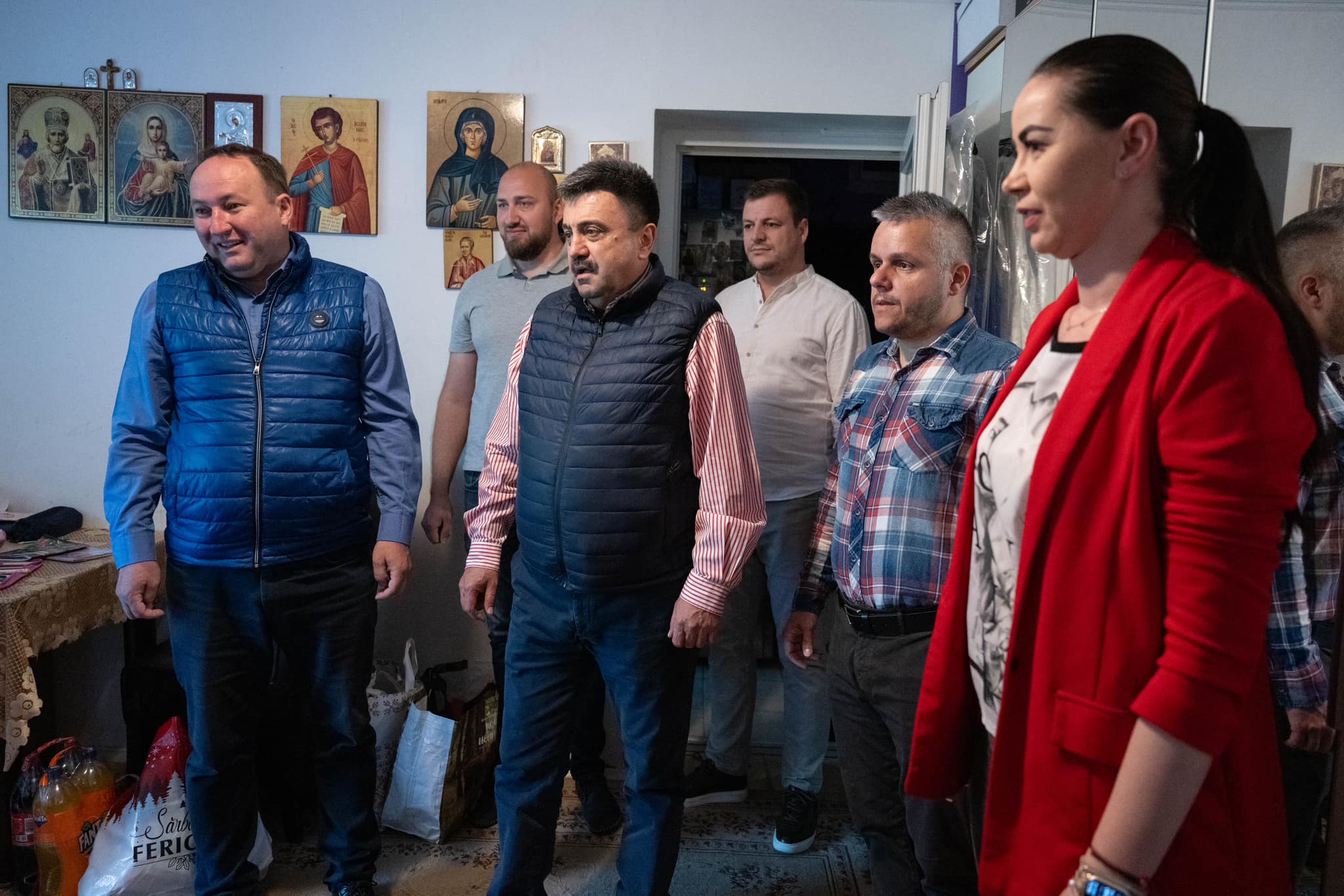 Radu Roca, implicat activ într-o campanie umanitară la Satu Mare. A ajutat o familie cu patru copii