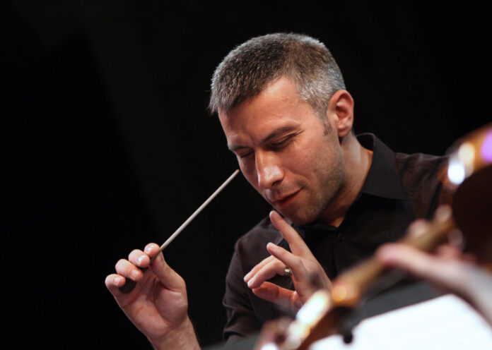 Dirijorul Tiberiu Soare revine cu noii laureați ai „Cluj international music competition”