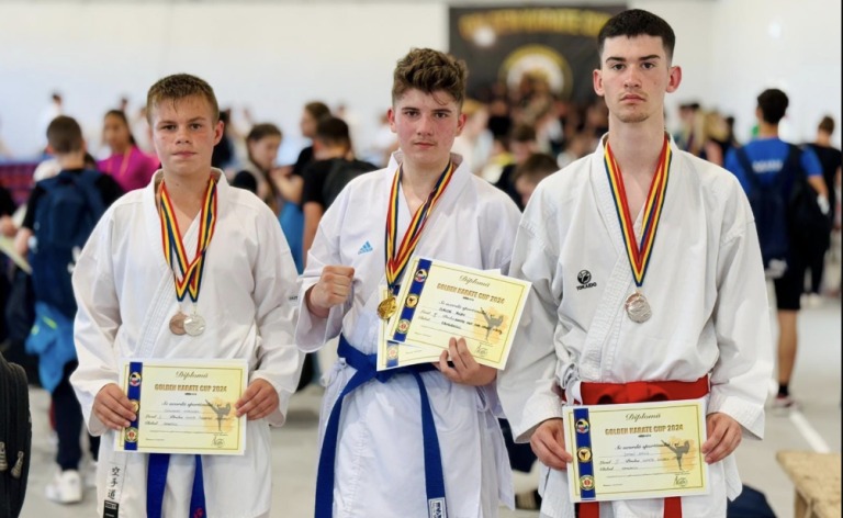 Samuraii, medaliați la ”Golden Karate Cup” de la Giroc