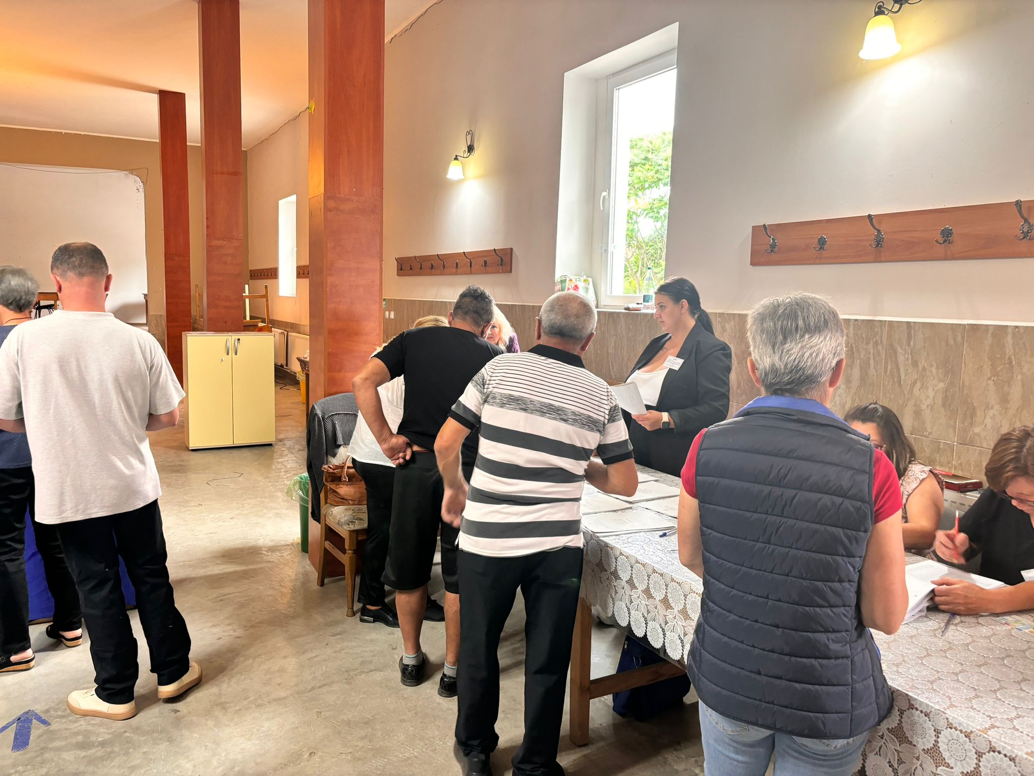 FOTO. SĂTMĂRENII VOTEAZĂ. Peste 41% prezență la urne la ora 18